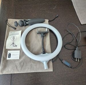 UBeesize 10 Inch Ring Light With Tripod And Remote... Awesome For Hosting Shows!